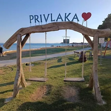 Mobilna Kucica 146 Harmony مكان تخييم بريفلاكا